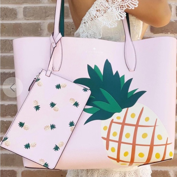 Kate Spade Colada Pineapple Reversible Tote + Pouch NWT - Picture 2 of 9